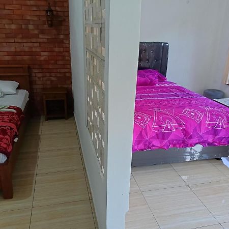 Warung Rizka Apartamento Ngadisari Exterior foto